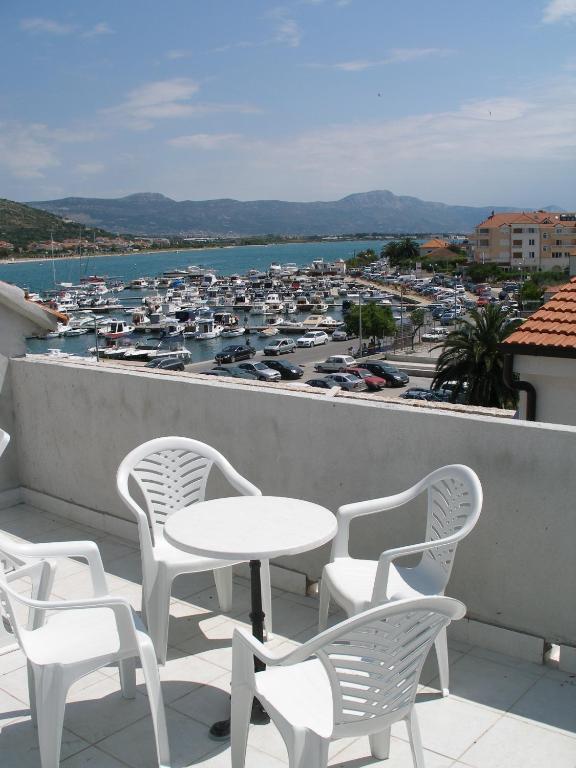 Apartments Madirazza Trogir Zewnętrze zdjęcie